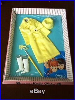 1963 Vintage Mattel Barbie Fashion Rain Coat #949 MIB, NRFB