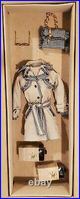 2004 Integrity Toys Fashion Royalty LIFE ON THE RUNWAY Travel Wear #91035 NRFB