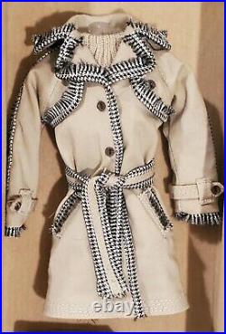 2004 Integrity Toys Fashion Royalty LIFE ON THE RUNWAY Travel Wear #91035 NRFB