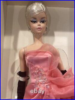 2016 Glam Gown Silkstone Barbie Doll NRFB DGW58