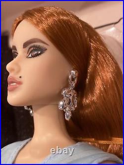 2018 Barbie On The Avenue Convention Doll Curvy NRFB LE 2000 FRN98