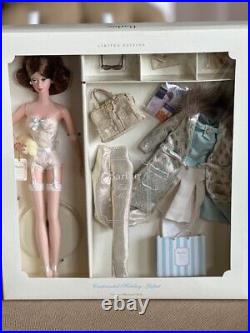 Barbie Continental Holiday Giftset Silkstone doll & outfit BFMC 2001 NRFB 55497