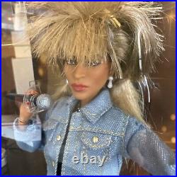 Barbie HCB98 Fashion Doll Tina Turner, NRFB