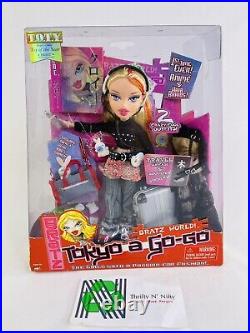 Bratz World Tokyo A Go-Go Cloe Doll Outfits & Accessories NEW IN BOX! NRFB RARE