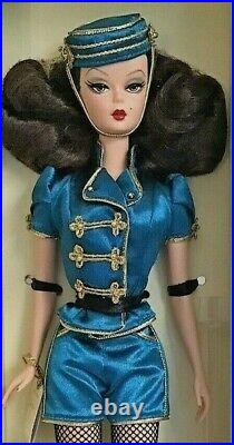 Breathtaking The Usherette Silkstone Barbie 2007 Nrfb! GORGEOUS