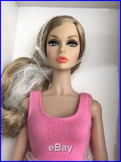 COOL Poppy Parker Doll NRFB Integrity Toys Convention Fashion Week 2019