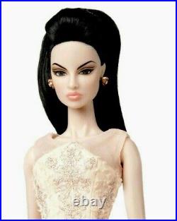 Fashion Royalty A Touch of Frost Eugenia Perrin Dressed Doll NRFB