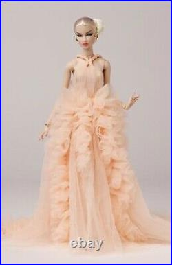 Fashion Royalty Ethereal Beauty Vanessa Perrin Doll NRFB IT Fashion Week Con
