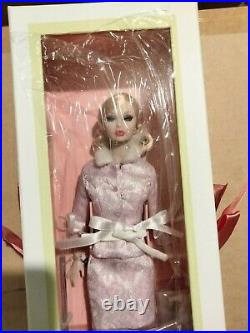 Fashion Royalty Poppy Parker Club doll Lilac Frost NRFB with shipng box 10% OFF