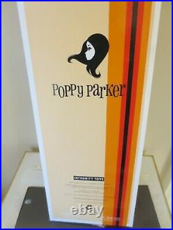 Fashion Royalty Poppy Parker Undercover Angel mini Gift set NRFB Integrity NEW