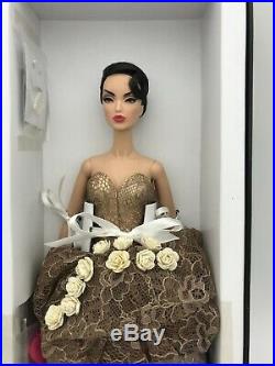 Fashion Royalty Victoire Roux Place Vendome Doll NRFB Integrity Toys Exclusive