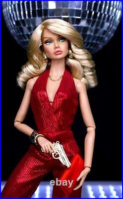 Fashion Royalty poppy parker undercover angel NRFB Farrah Fawcett Doll GIFTSET