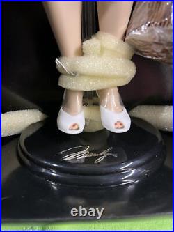 Franklin Mint Marilyn Monroe Portrait Doll White Dress Purse Shoes Stand NRFB