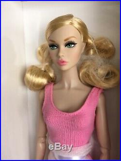 GROOVY Poppy Parker Doll NRFB Integrity Toys Convention Fashion Week 2019