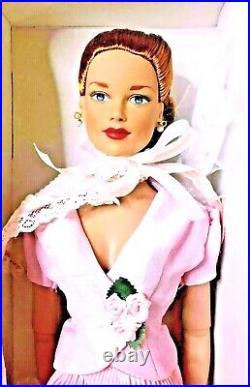 Gorgeous Brenda Starr Fashion Luncheon Dressed Doll by Robert Tonner NRFB