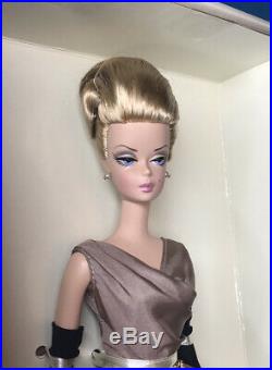 HIGH TEA & SAVORIES Barbie Doll Fashion Model Giftset 2006 Silkstone NRFB