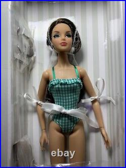 Integrity Toys 2011 Dynamite Girls Aqua Bella Jett Dressed Doll NRFB