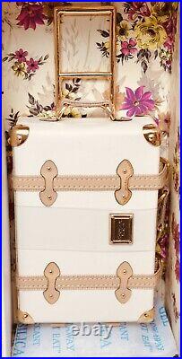Integrity Toys FASHION ROYALTY LUXE TRAVELS 5 piece Doll LUGGAGE Set NRFB