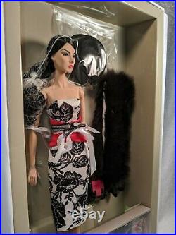 Integrity Toys Fashion Royalty Glam Addict Giselle D Laurebelle Couture. NRFB