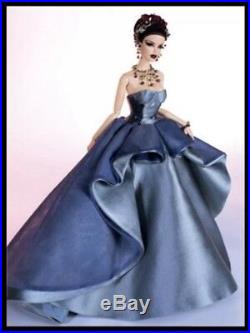 Integrity Toys Fashion Royalty Vanessa Perrin Pale Fire (Cult Couture) NRFB