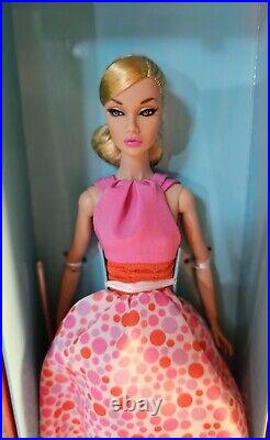 Integrity Toys SODA POP SATURDAY POPPY PARKER DollNRFB 2018 W Club Exclusive