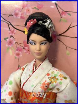 Japan Barbie DOTW Dolls Of The World Platinum Label 2007 Mattel M8633 NRFB