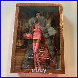 Kimora Lee Simmons 2008 Barbie Doll Gold Label NRFB L4688