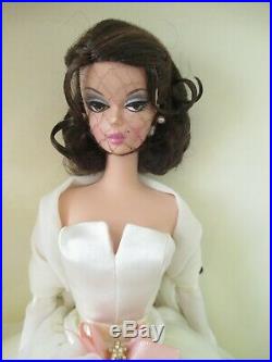 Lady of the Manor Silkstone Barbie NRFB Mint #J059 Gold Label