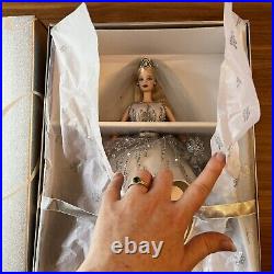 Millennium Bride 2000 Barbie Doll NRFB 24505 10,000WW Swarovski Crystal Barbie