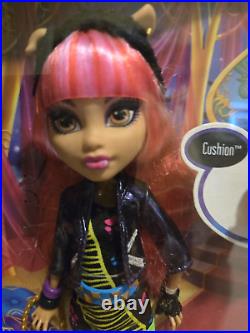 Monster High 2013 13 Wishes Howleen Wolf (NRFB)