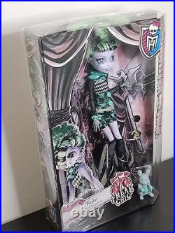 Monster High FREAK Du Chic TWYLA Daughter of the Boogeyman Doll NEW NRFB NIB