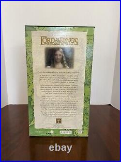 NRFB Barbie Collector Galadriel The Lord of The Rings 2004 COA nonsmoker