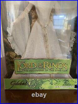 NRFB Barbie Collector Galadriel The Lord of The Rings 2004 COA nonsmoker