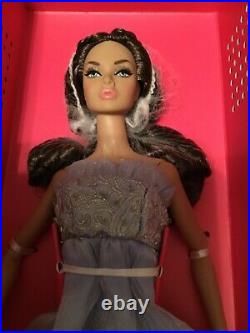 NRFB Fashion Week Poppy Parker Young Romantic Convention Doll