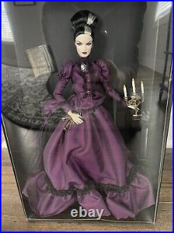 NRFB Haunted Beauty Mistress of the Manor Barbie Doll 2014 Mattel gold label