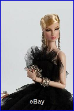 NRFB IT Fashion Royalty Secret Garden Eugenia Doll Gift Set In hand