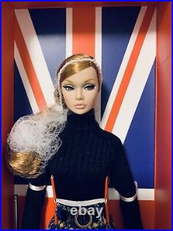 NRFB Integrity Toys Positively Plaid Poppy Parker Swinging London Doll W Club