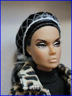 NRFB MAD FOR MILAN POPPY PARKER 12 doll Integrity Toys Fashion Royalty FR