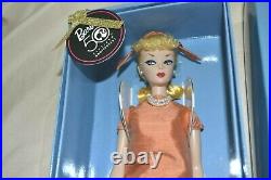 NRFB Mint Voyage in Vintage (2009 Barbie Convention Doll) BLONDE UNIQUE FASHION