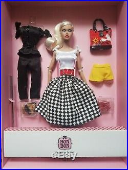 NRFB OOH LA LA POPPY PARKER BON BON 12 doll Integrity Toys Fashion Royalty