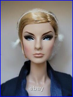 NRFB PERFECTLY SUITED GISELLE doll NU FACE Integrity Fashion Royalty FR2 FR