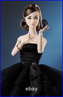 NRFB POPPY PARKER WHEN IN PARIS DOLL Gift Set Fashion Royalty Pre Order