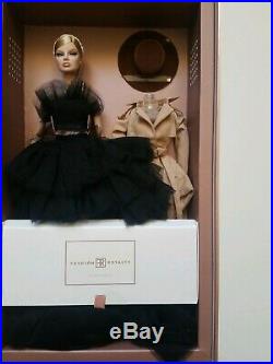 NRFB SECRET GARDEN EUGENIA PERRIN GIFT SET Fashion Royalty Integrity Toys DOLL