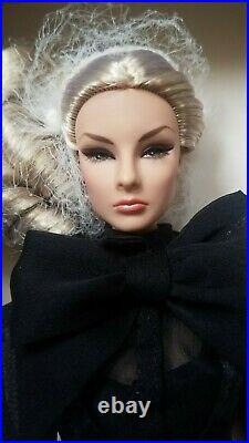 NRFB SENSUOUS AFFAIR GISELLE NU FACE GLOSS 2014 FASHION ROYALTY INTEGRITY Doll