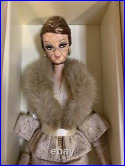 NRFB The Interview 2007 Barbie Doll RARE Gold Label Silkstone K7964