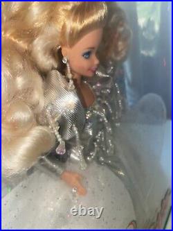 NRFB Vtg 1992 Happy Holidays Barbie Doll Special Edition 1429 White Silver NEW