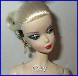 Nrfb Barbie Doll Mattel Black & White Forever Silkstone Fashion Barbie Doll Nrfb