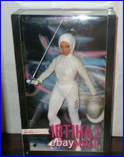 Nrfb Barbie Inspiring Women Ibtihaj Muhammad Fencing Articulated Curvy Doll