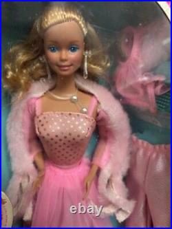 Pink and pretty barbie 1981 NIB NRFB