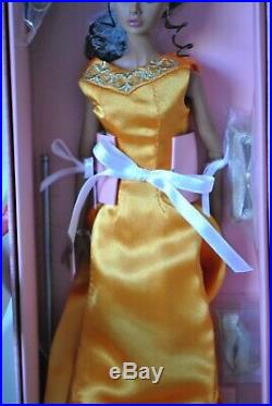 Poppy Parker Irresistible In India Fashion Royalty doll Integrity Toys NRFB
